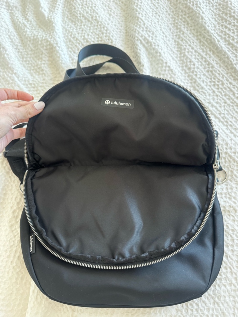 Lululemon All Night Festival Bag 5L - Picture 3 of 4